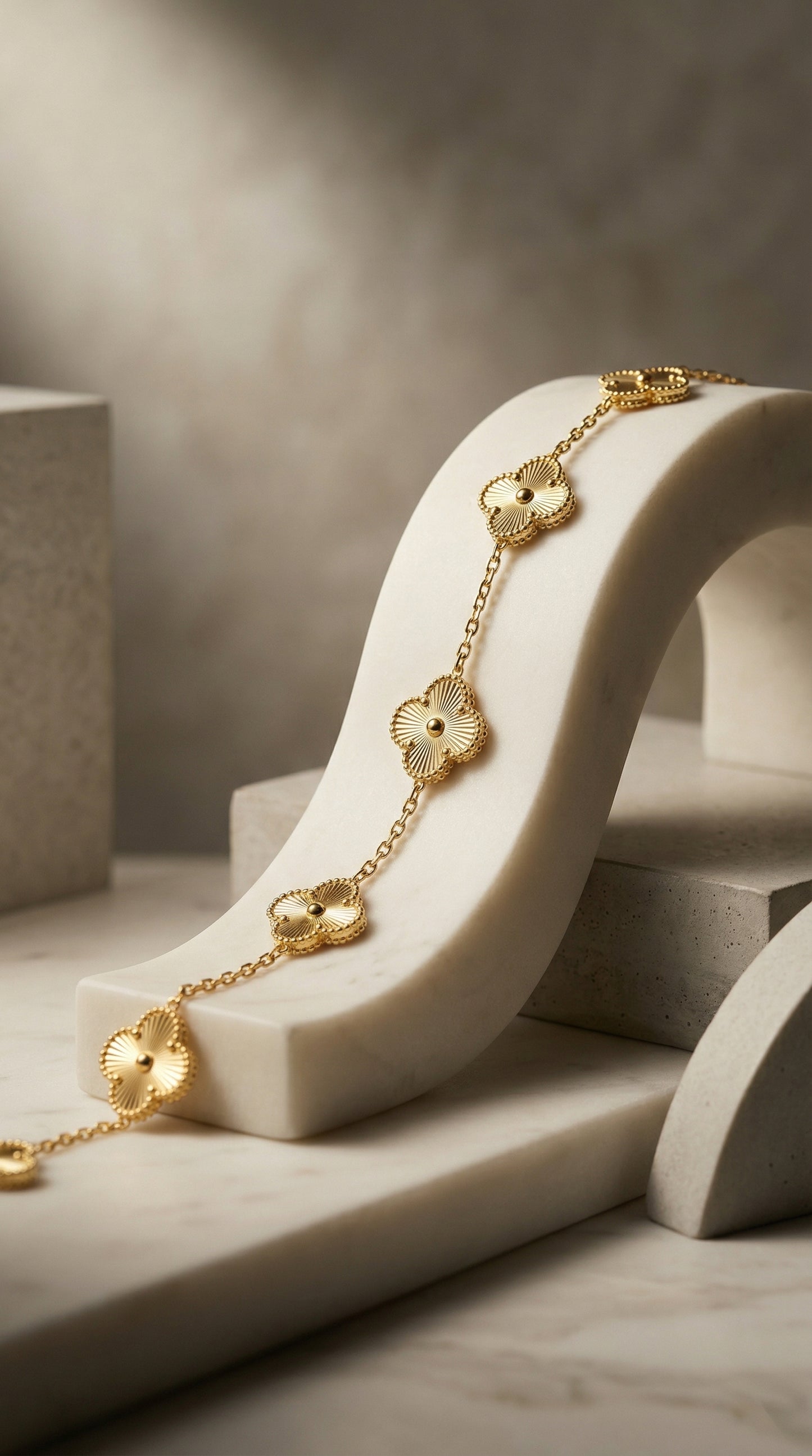 Textured Clover Bracelet