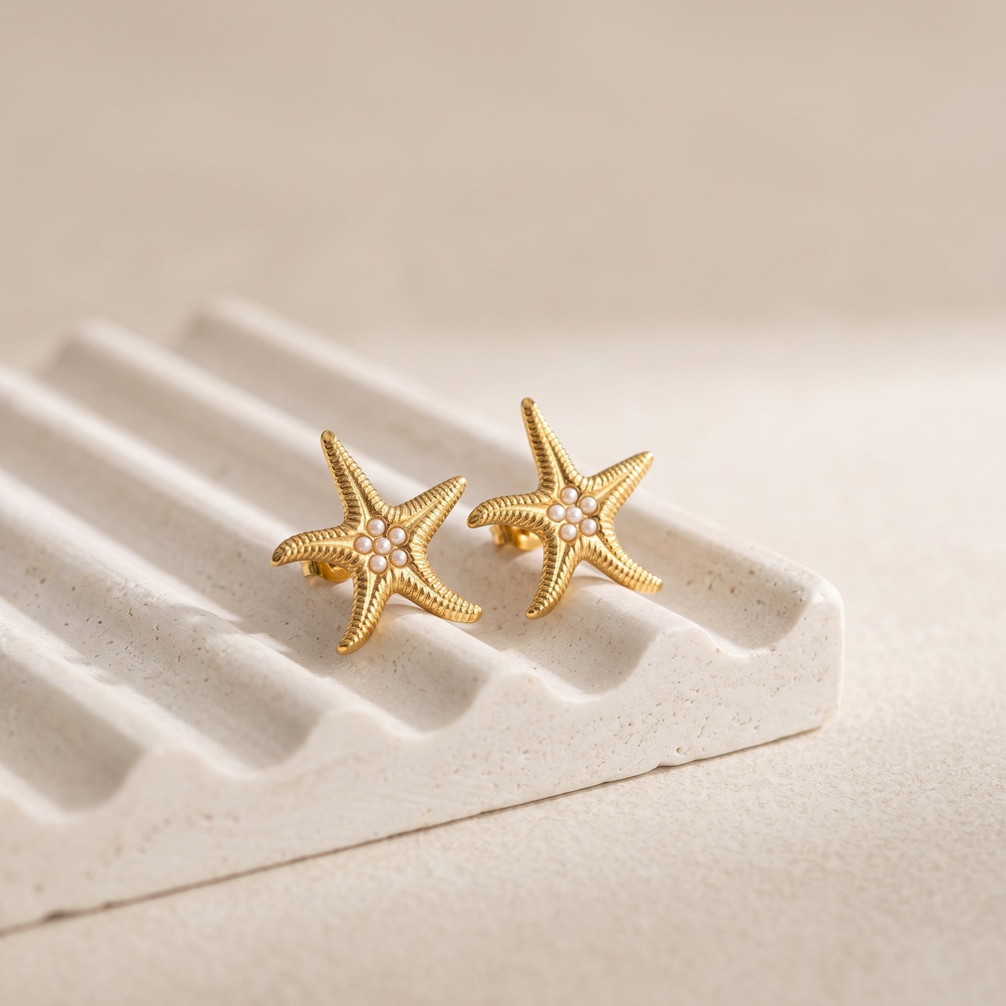 Seastar Pearl Stud Earrings