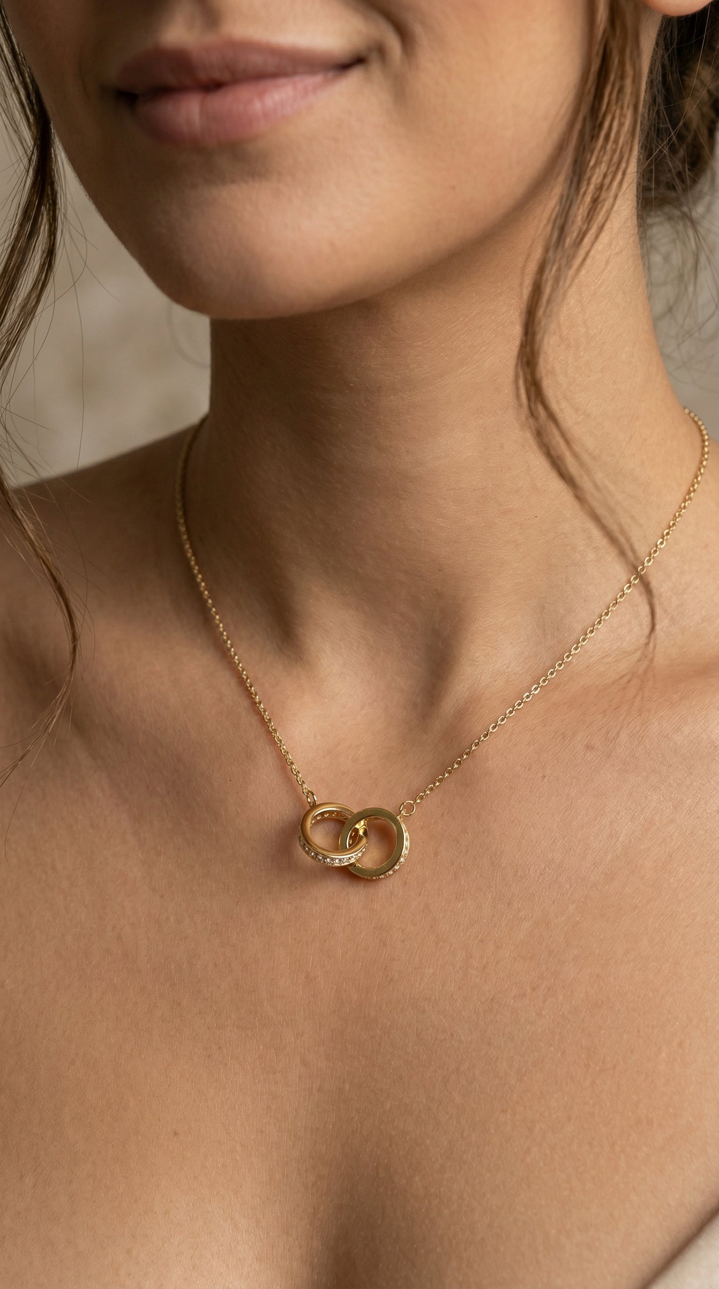 Interlocking Rings Necklace
